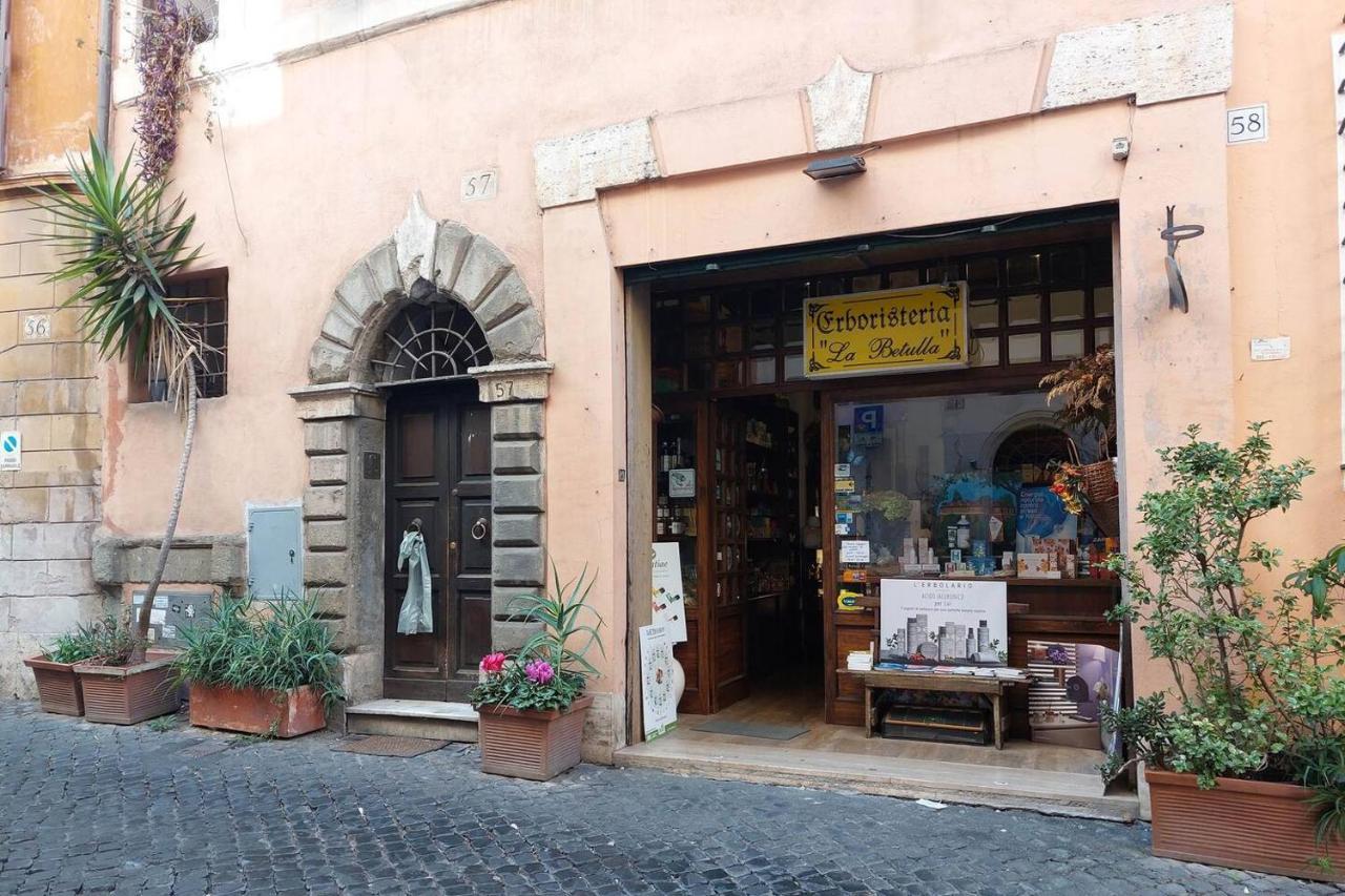 A 2 Passi Da Piazza Di Spagna Rome Luaran gambar